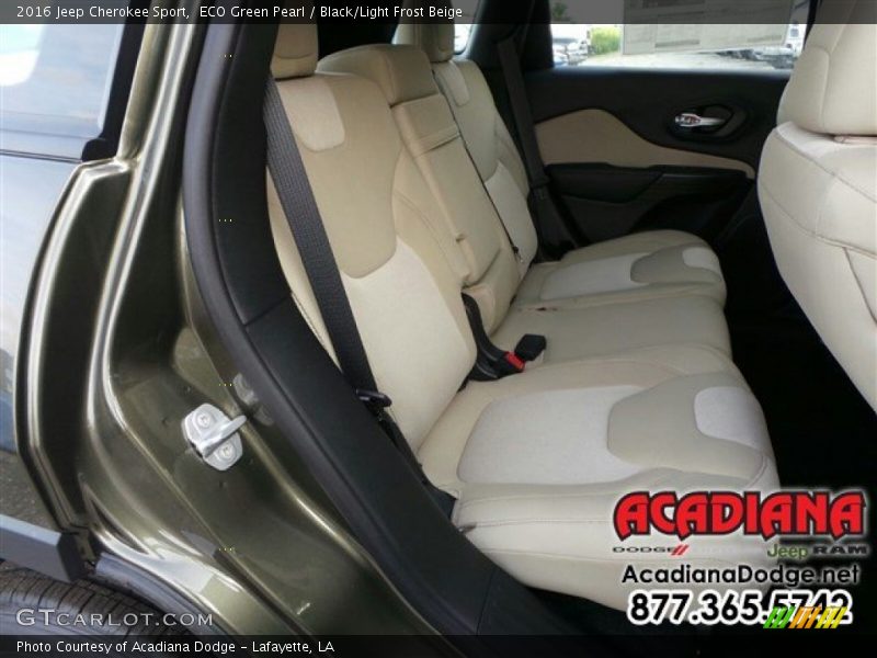 ECO Green Pearl / Black/Light Frost Beige 2016 Jeep Cherokee Sport
