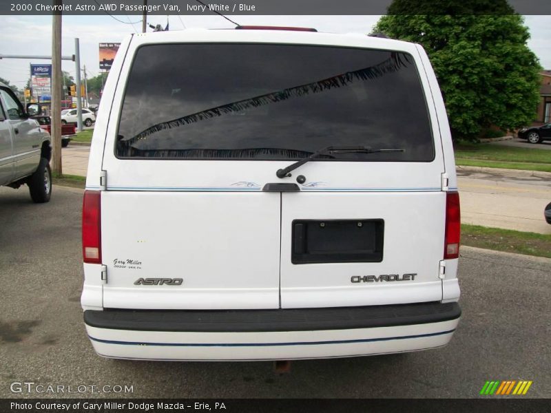 Ivory White / Blue 2000 Chevrolet Astro AWD Passenger Van