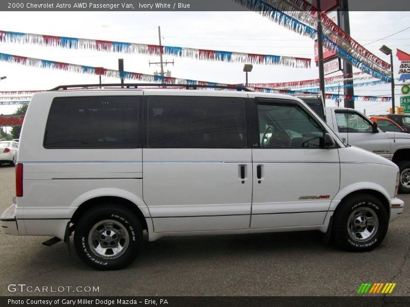 Ivory White / Blue 2000 Chevrolet Astro AWD Passenger Van
