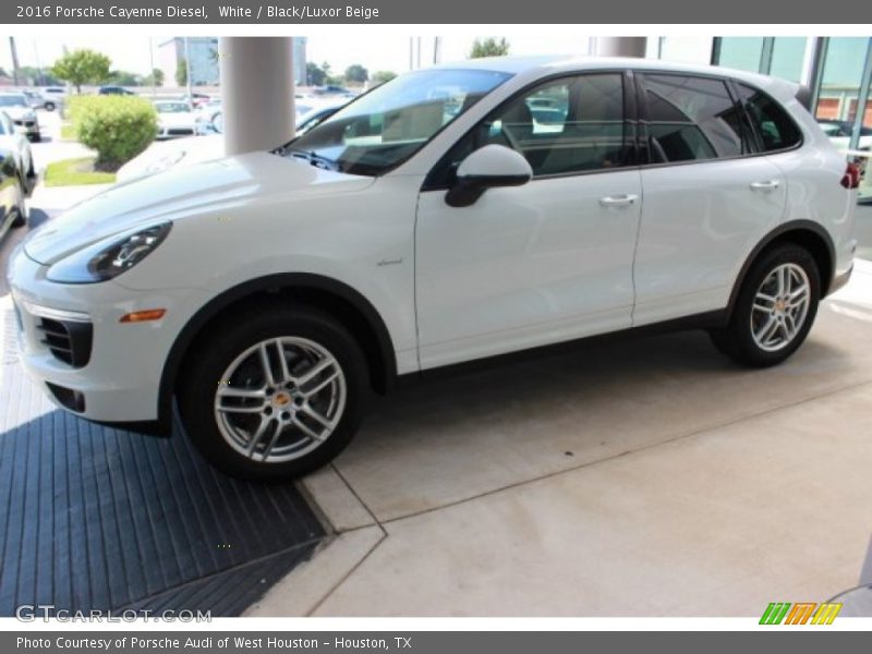 White / Black/Luxor Beige 2016 Porsche Cayenne Diesel