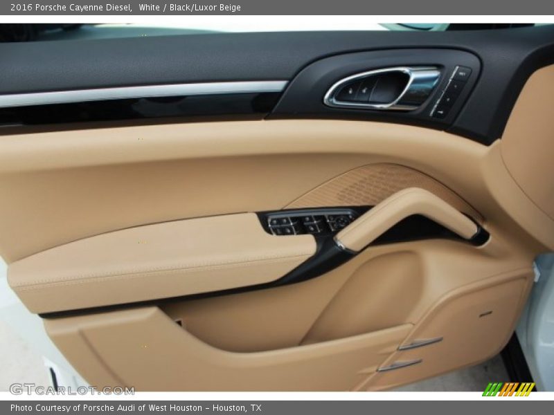 Door Panel of 2016 Cayenne Diesel