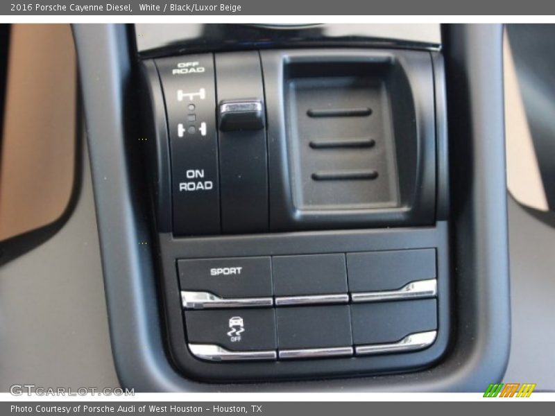 White / Black/Luxor Beige 2016 Porsche Cayenne Diesel