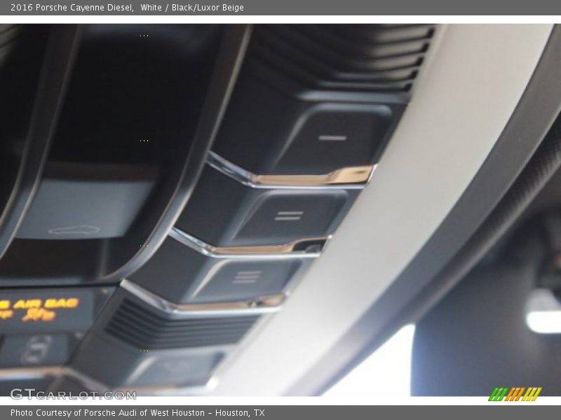 White / Black/Luxor Beige 2016 Porsche Cayenne Diesel