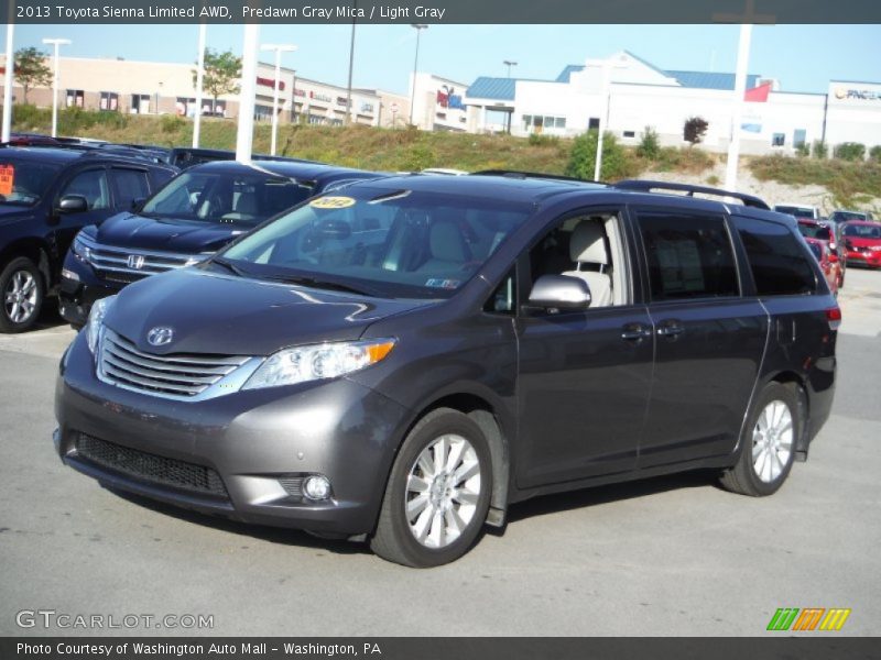 Front 3/4 View of 2013 Sienna Limited AWD