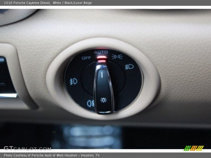 White / Black/Luxor Beige 2016 Porsche Cayenne Diesel