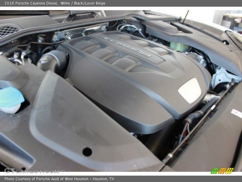 White / Black/Luxor Beige 2016 Porsche Cayenne Diesel