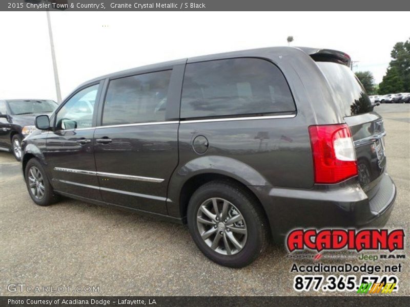 Granite Crystal Metallic / S Black 2015 Chrysler Town & Country S
