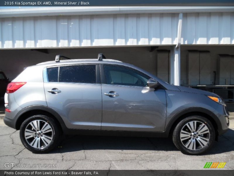 Mineral Silver / Black 2016 Kia Sportage EX AWD