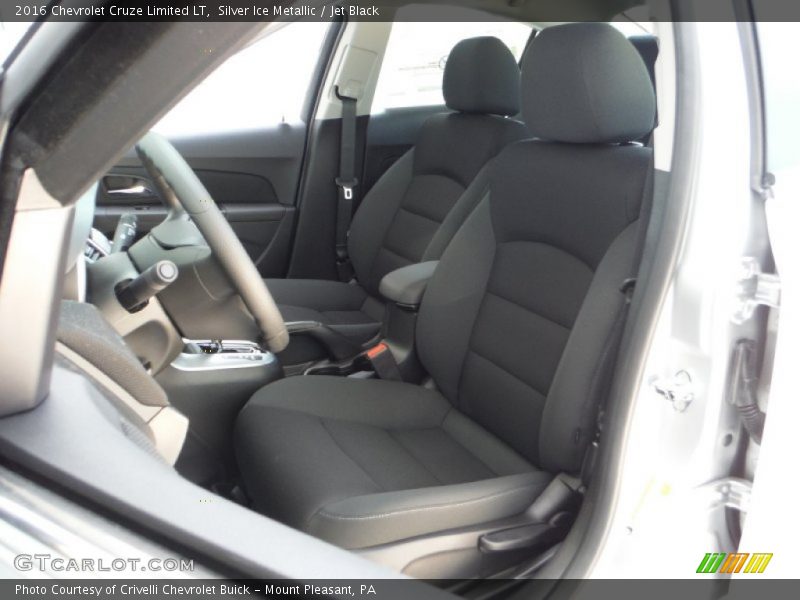 Silver Ice Metallic / Jet Black 2016 Chevrolet Cruze Limited LT