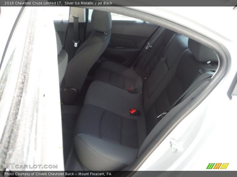 Silver Ice Metallic / Jet Black 2016 Chevrolet Cruze Limited LT