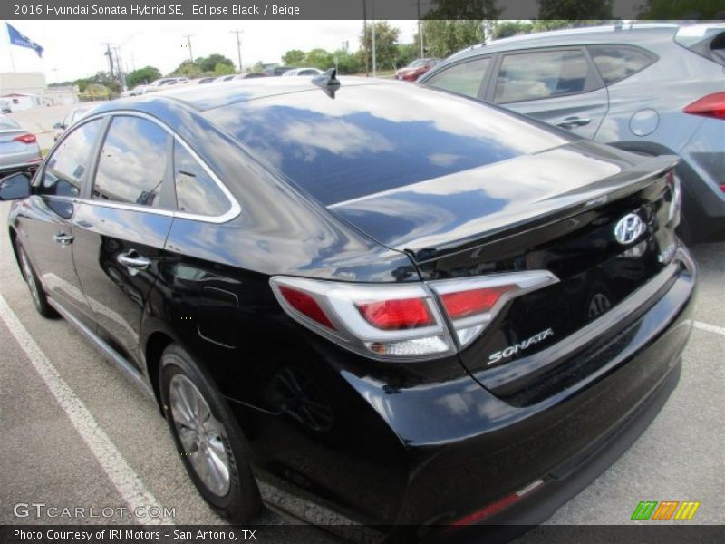 Eclipse Black / Beige 2016 Hyundai Sonata Hybrid SE