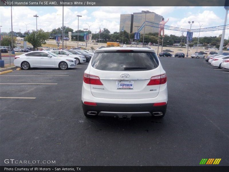 Monaco White / Beige 2016 Hyundai Santa Fe SE AWD