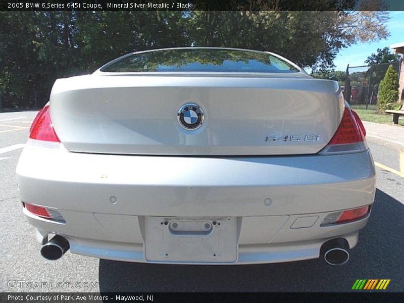 Mineral Silver Metallic / Black 2005 BMW 6 Series 645i Coupe