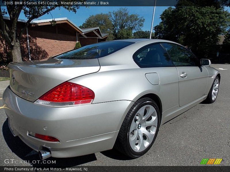 Mineral Silver Metallic / Black 2005 BMW 6 Series 645i Coupe