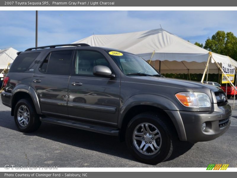 Phantom Gray Pearl / Light Charcoal 2007 Toyota Sequoia SR5