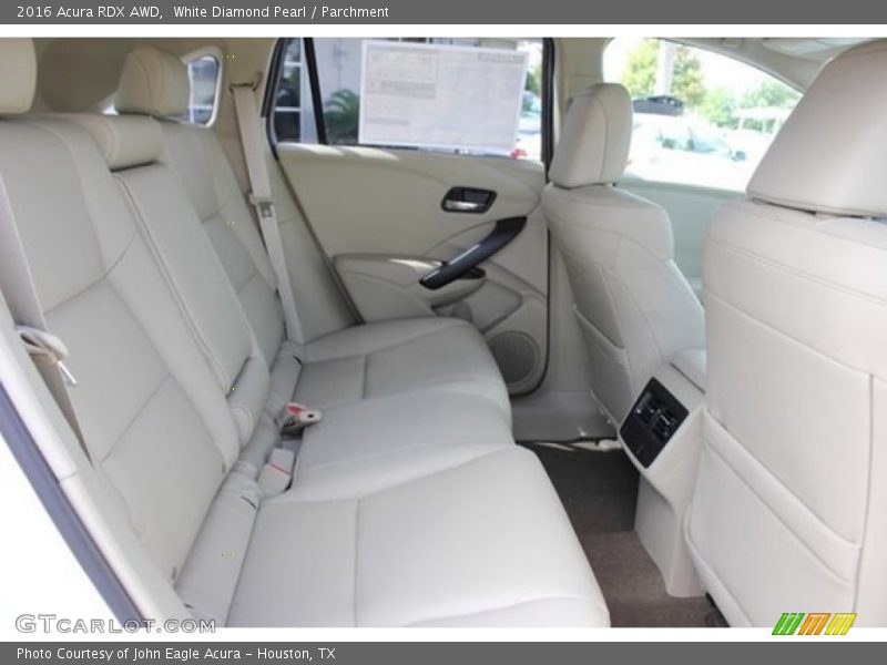 White Diamond Pearl / Parchment 2016 Acura RDX AWD