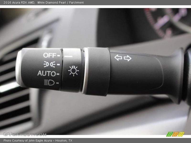 White Diamond Pearl / Parchment 2016 Acura RDX AWD
