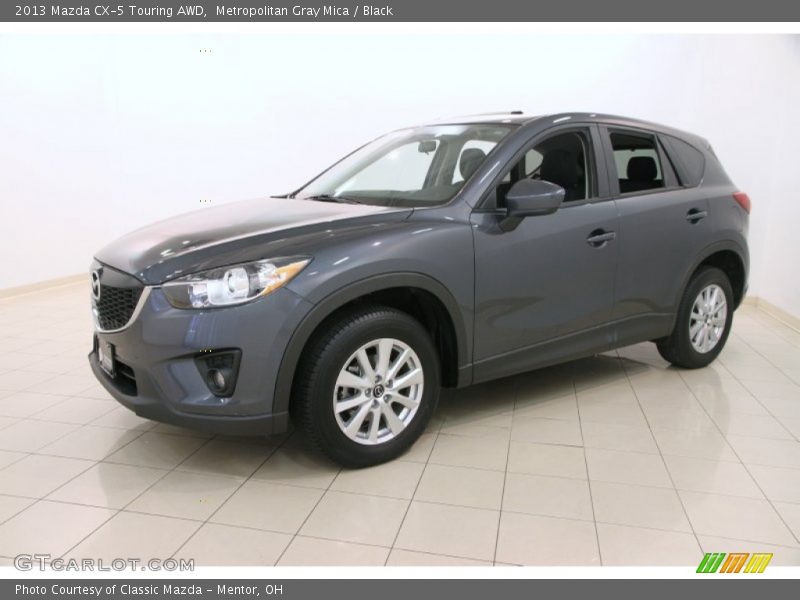 Front 3/4 View of 2013 CX-5 Touring AWD