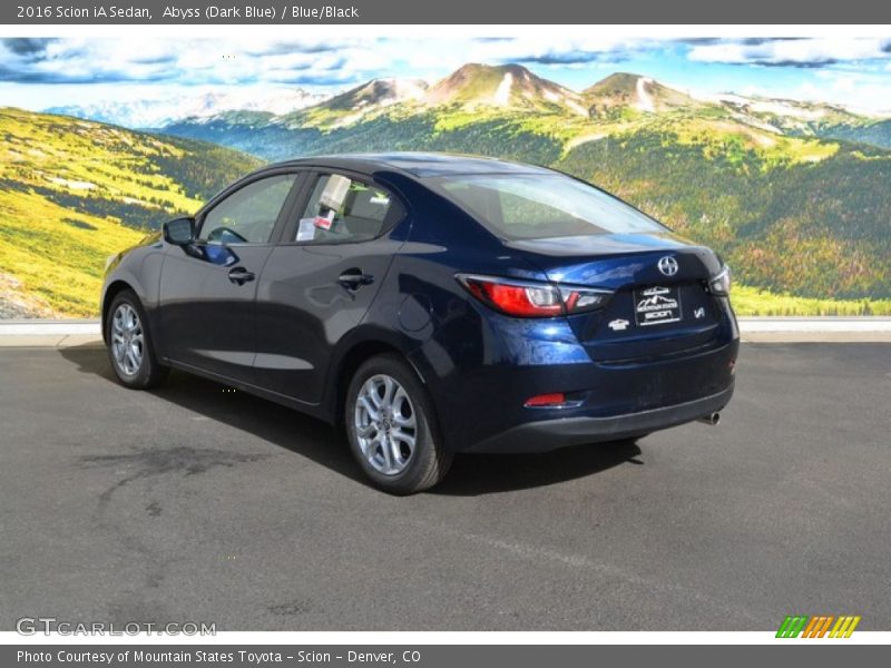  2016 iA Sedan Abyss (Dark Blue)