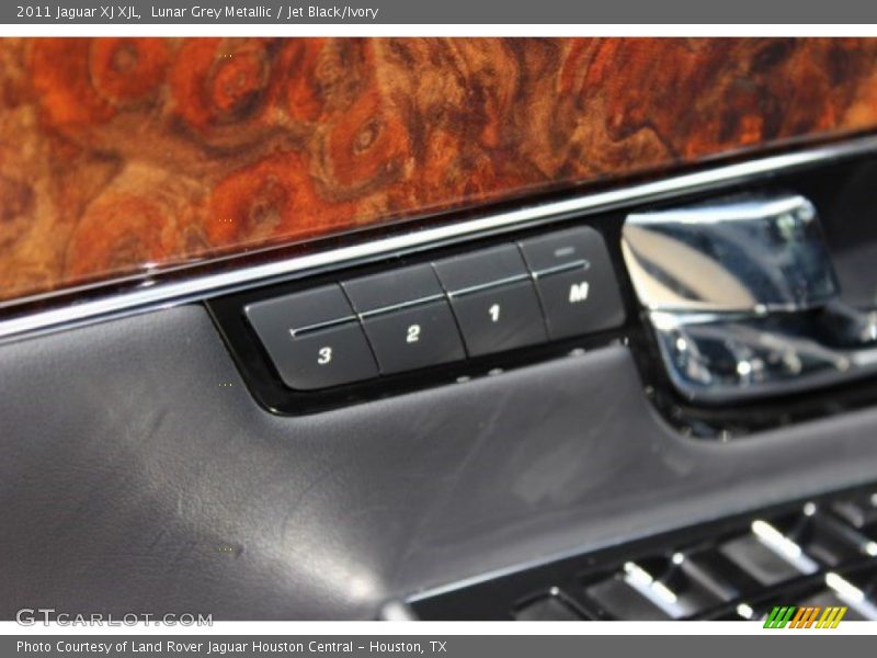 Lunar Grey Metallic / Jet Black/Ivory 2011 Jaguar XJ XJL