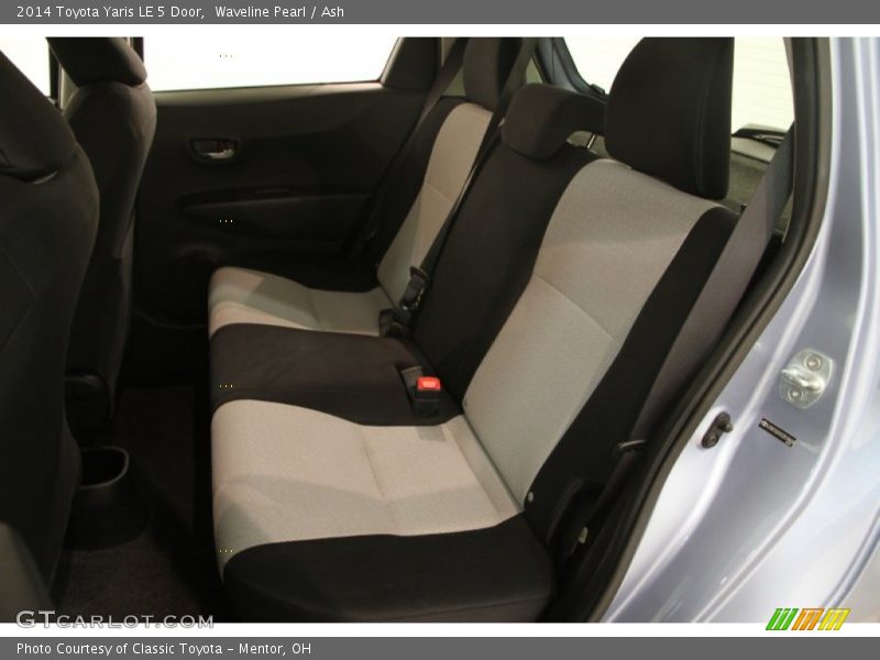 Waveline Pearl / Ash 2014 Toyota Yaris LE 5 Door