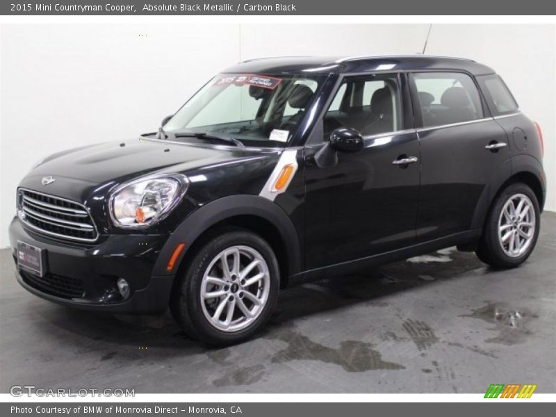 Front 3/4 View of 2015 Countryman Cooper