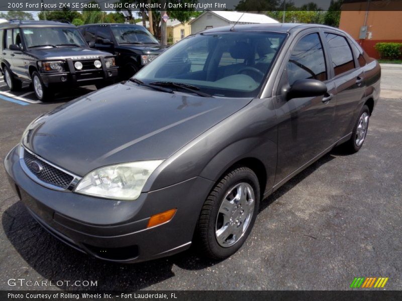 Liquid Grey Metallic / Dark Flint/Light Flint 2005 Ford Focus ZX4 SE Sedan