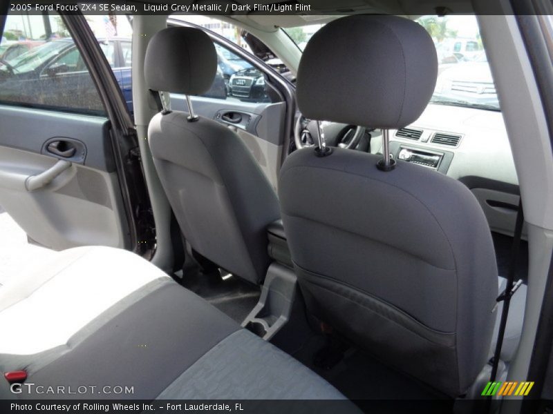 Liquid Grey Metallic / Dark Flint/Light Flint 2005 Ford Focus ZX4 SE Sedan