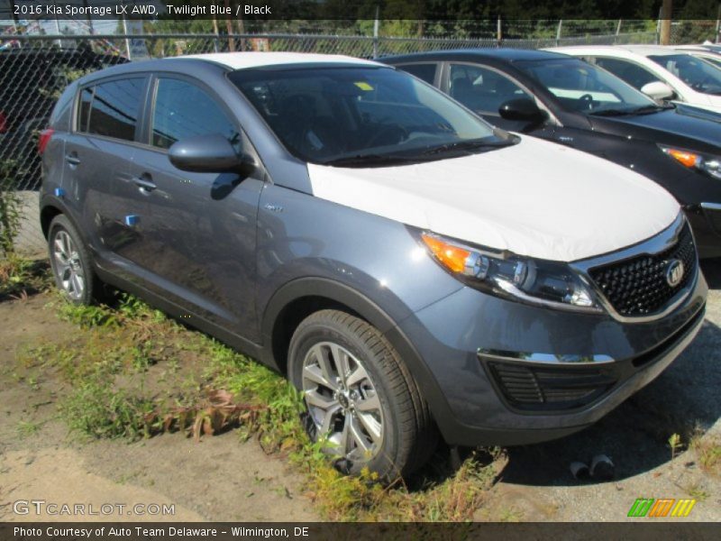 Front 3/4 View of 2016 Sportage LX AWD