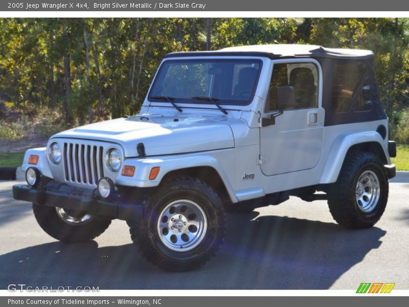 Bright Silver Metallic / Dark Slate Gray 2005 Jeep Wrangler X 4x4