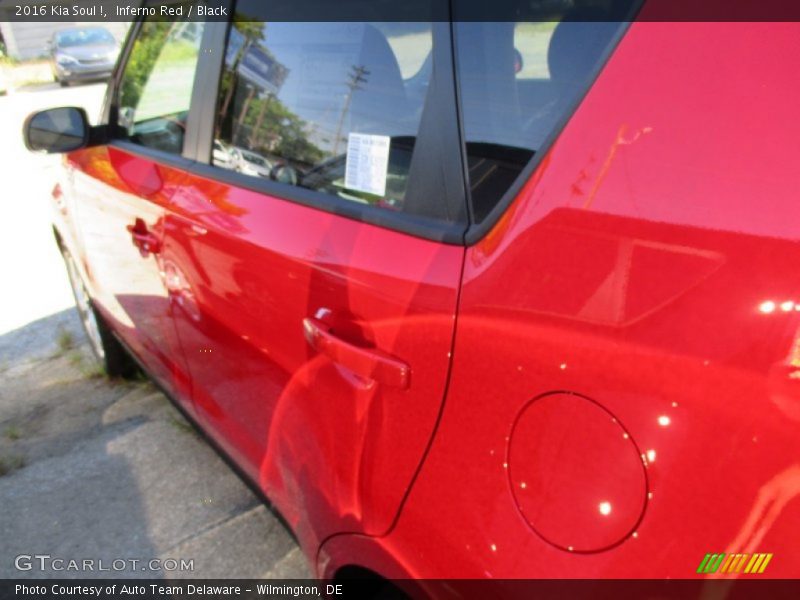 Inferno Red / Black 2016 Kia Soul !