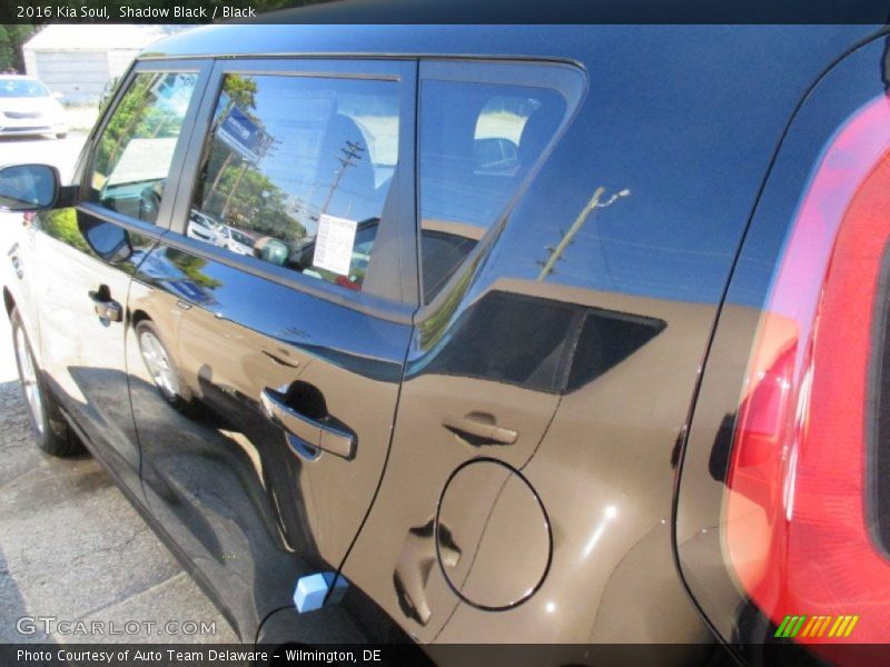 Shadow Black / Black 2016 Kia Soul