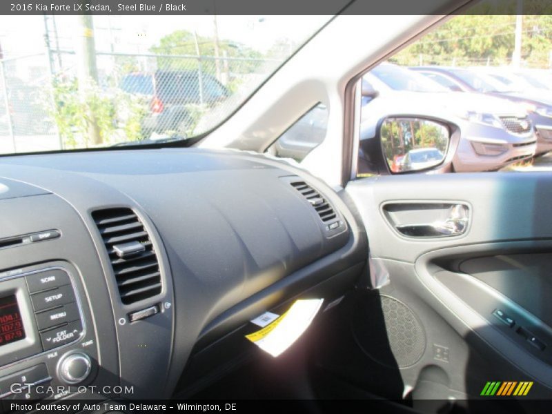 Steel Blue / Black 2016 Kia Forte LX Sedan
