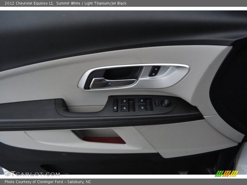 Summit White / Light Titanium/Jet Black 2012 Chevrolet Equinox LS