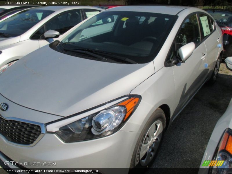 Silky Silver / Black 2016 Kia Forte LX Sedan