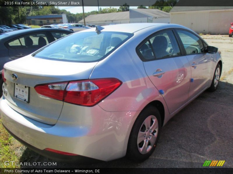 Silky Silver / Black 2016 Kia Forte LX Sedan