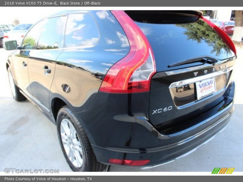 Black Stone / Off-Black 2016 Volvo XC60 T5 Drive-E