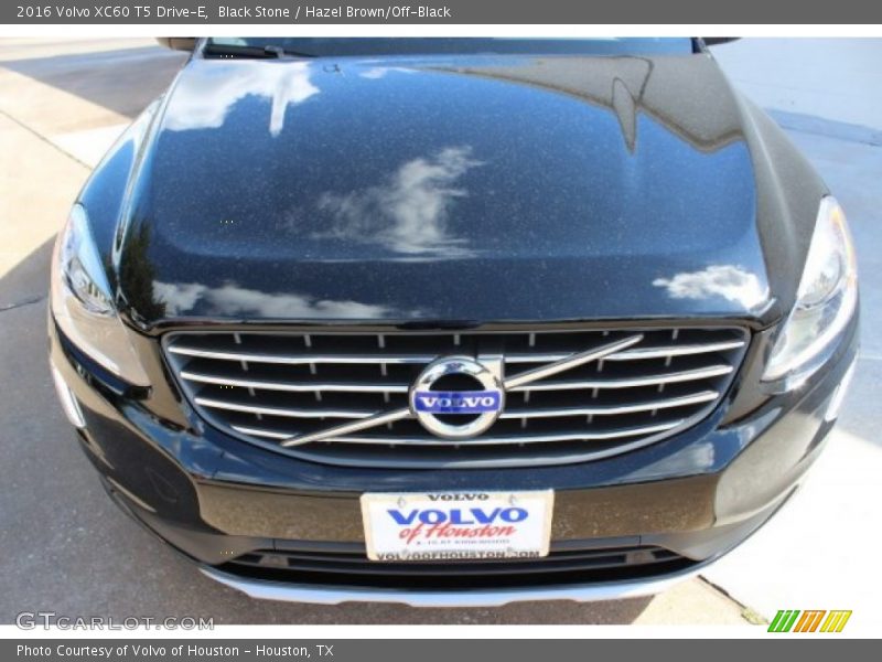 Black Stone / Hazel Brown/Off-Black 2016 Volvo XC60 T5 Drive-E