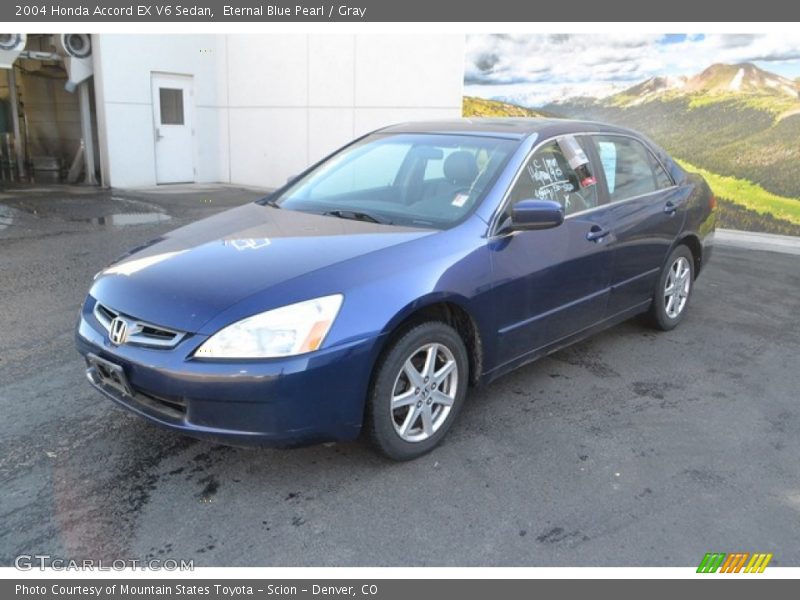 Front 3/4 View of 2004 Accord EX V6 Sedan