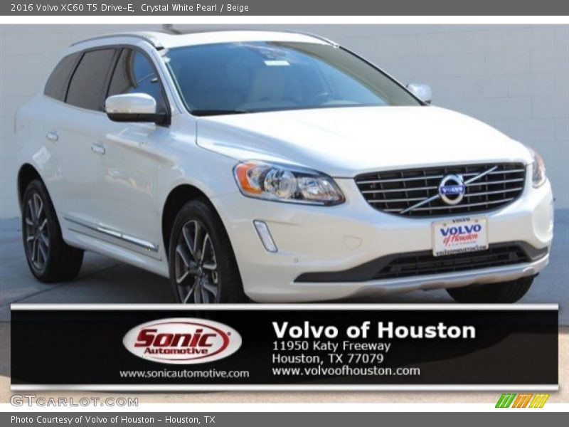 Crystal White Pearl / Beige 2016 Volvo XC60 T5 Drive-E
