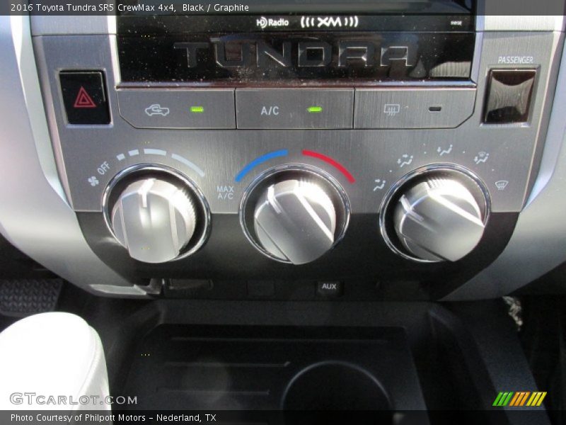 Black / Graphite 2016 Toyota Tundra SR5 CrewMax 4x4