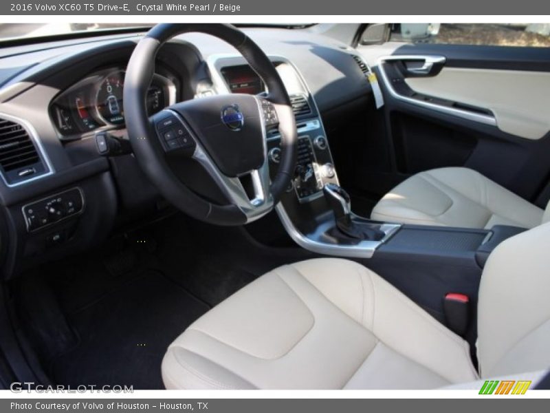 Crystal White Pearl / Beige 2016 Volvo XC60 T5 Drive-E