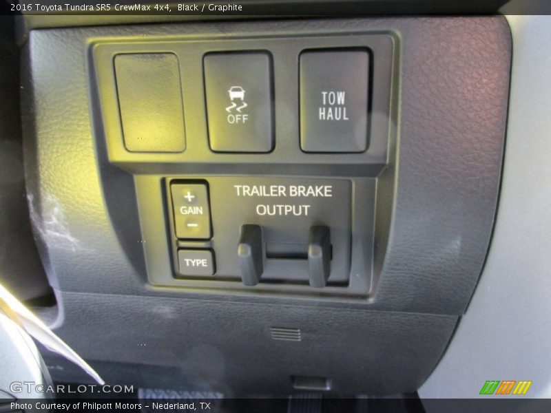 Black / Graphite 2016 Toyota Tundra SR5 CrewMax 4x4
