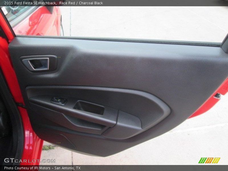 Race Red / Charcoal Black 2015 Ford Fiesta SE Hatchback