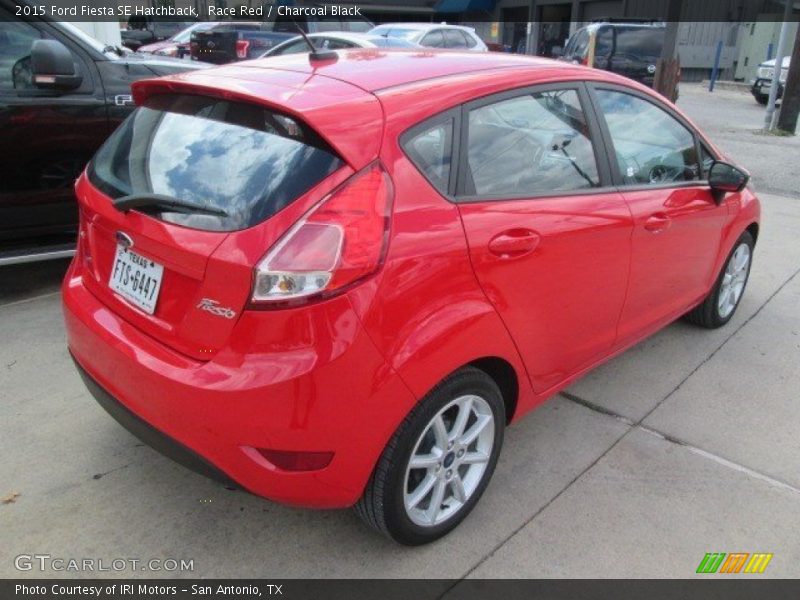 Race Red / Charcoal Black 2015 Ford Fiesta SE Hatchback