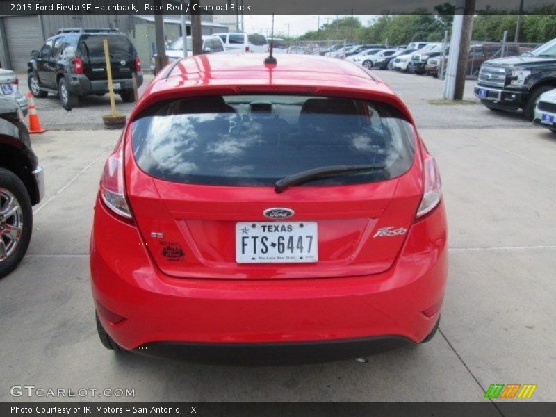 Race Red / Charcoal Black 2015 Ford Fiesta SE Hatchback