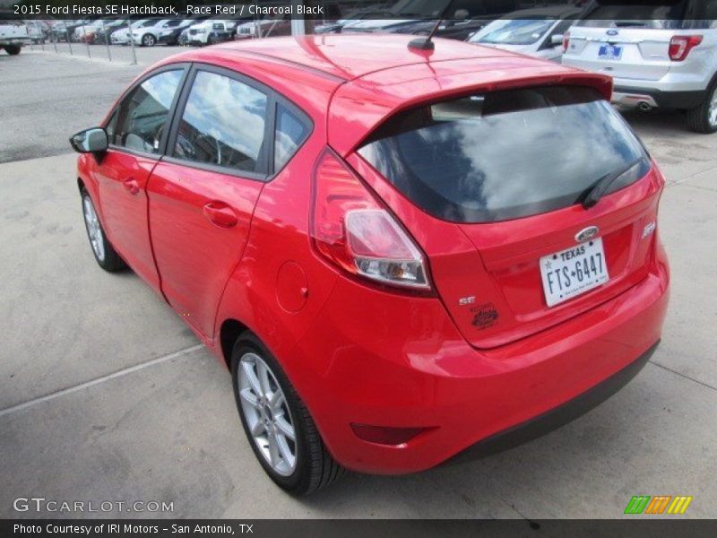 Race Red / Charcoal Black 2015 Ford Fiesta SE Hatchback