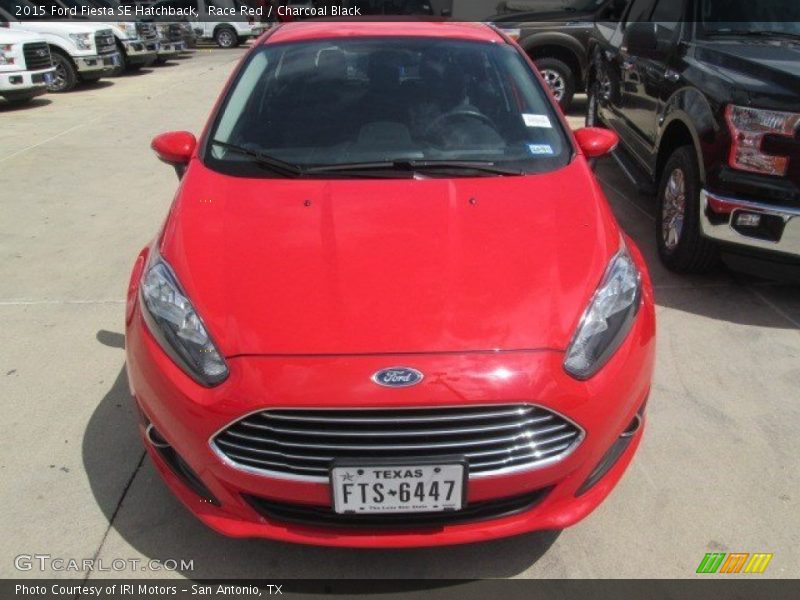 Race Red / Charcoal Black 2015 Ford Fiesta SE Hatchback