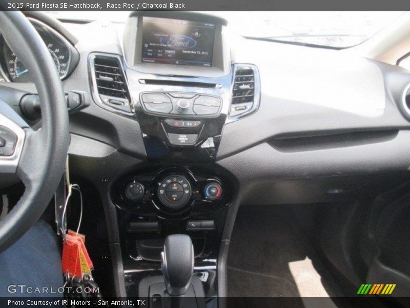 Race Red / Charcoal Black 2015 Ford Fiesta SE Hatchback