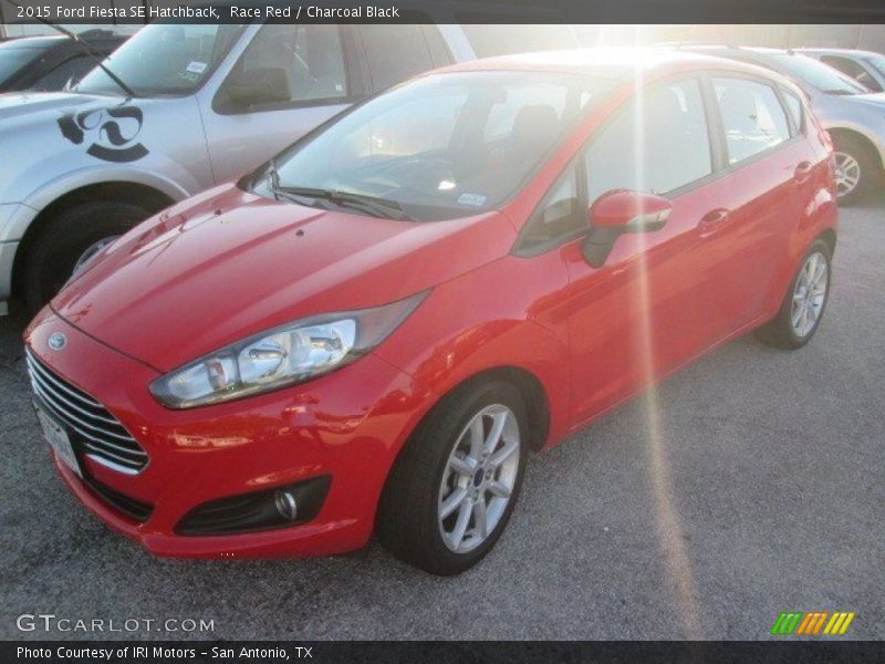 Race Red / Charcoal Black 2015 Ford Fiesta SE Hatchback